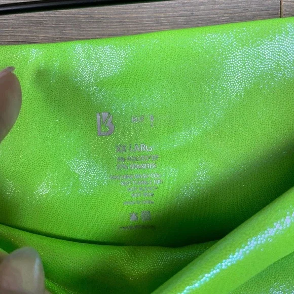 BUFFBUNNY Rebel Holographic Green Leggings - Picture 8 of 10